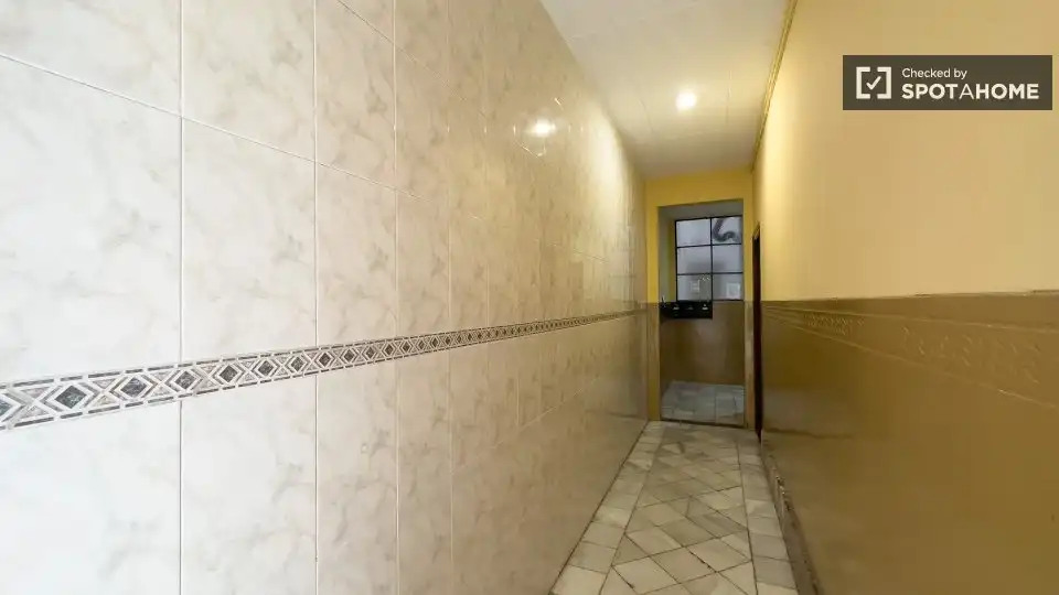 Piso para compartir en L'Hospitalet de Llobregat con Aire acondicionado, Calefacción y Amueblado