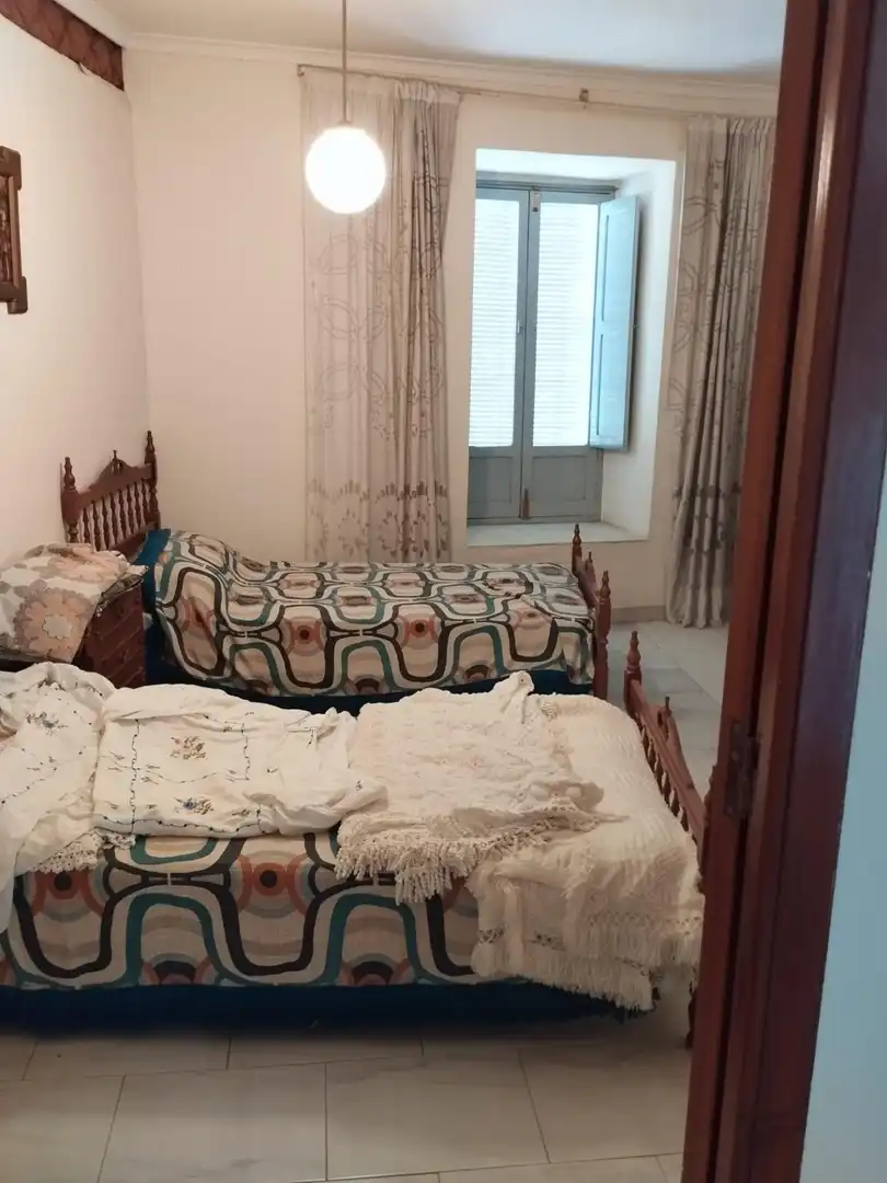 Dormitori de Casa o xalet en venda en Porcuna amb Calefacció, Jardí privat i Terrassa