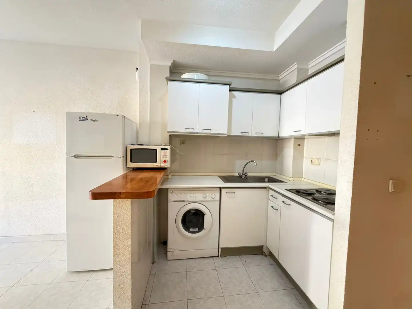 Kitchen of Flat for sale in Torrevieja  with Terrace, Furnished and Washing machine