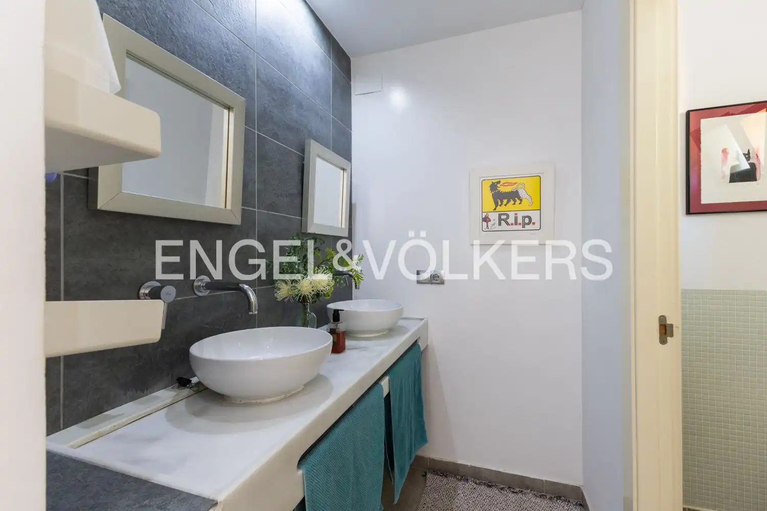 Baño de Casa o chalet en venta en Gilet con Aire acondicionado, Calefacción y Jardín privado
