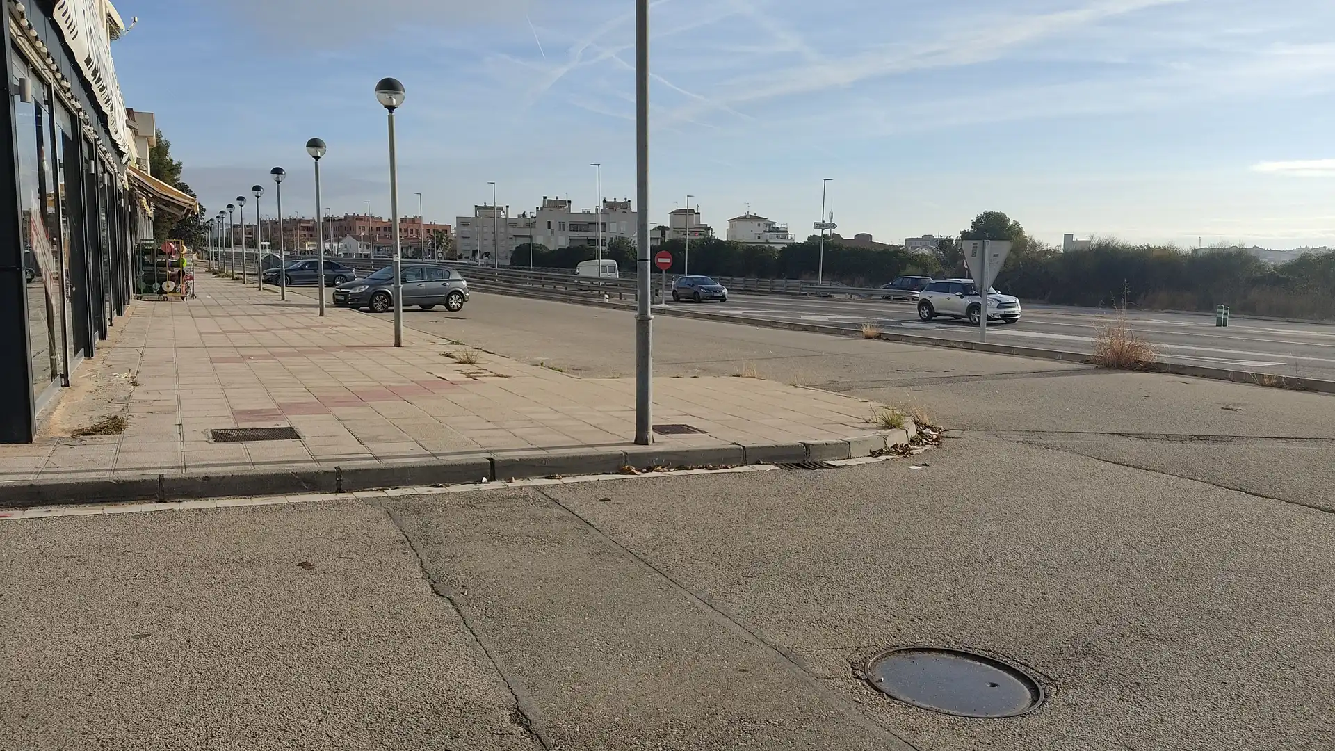 Außenansicht von Garage zum Verkauf in El Vendrell