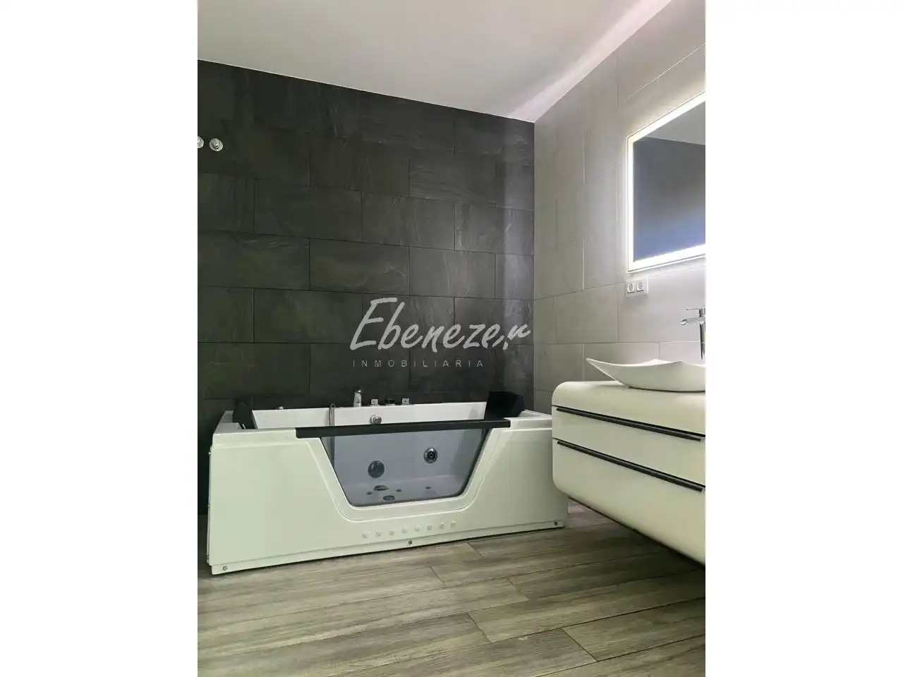 Flat with terrace for sale in Alfonso XIII, imagen 13