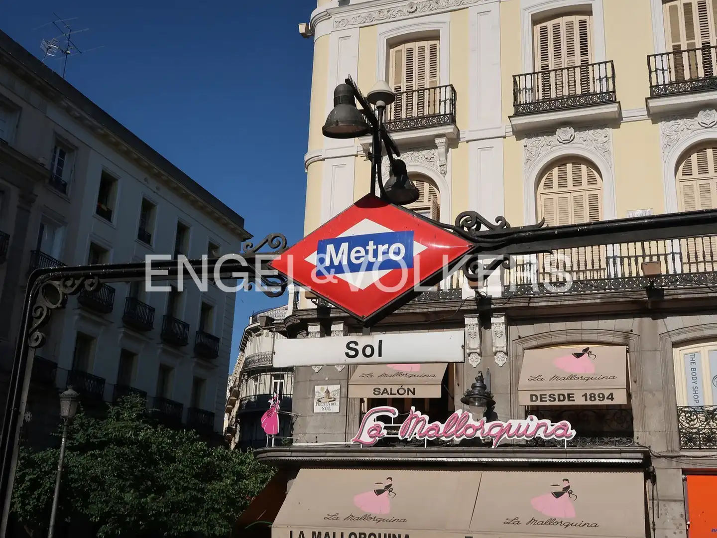 Außenansicht von Wohnung zur Miete in Madrid mit Klimaanlage, Heizung und Möbliert