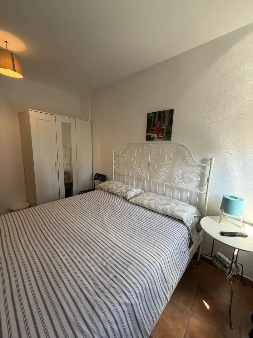 Habitación de Piso para compartir en San Cristóbal de la Laguna con Amueblado