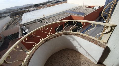 Foto 4 de Piso en venta en El Carril - Paseo de Chapi, Villena