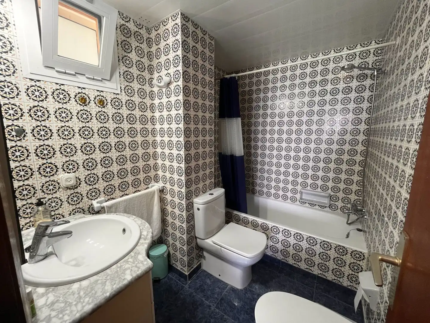 Baño de Piso de alquiler en  Palma de Mallorca con Aire acondicionado