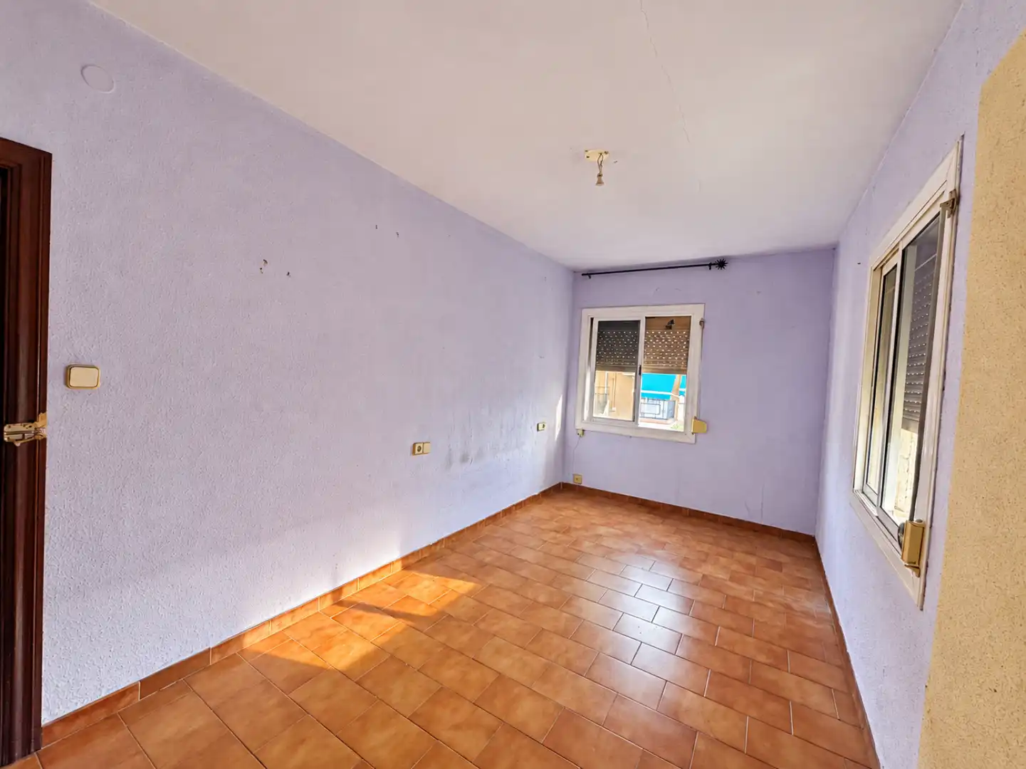 Schlafzimmer von Wohnung zum Verkauf in Cerdanyola del Vallès mit Privatgarten und Balkon