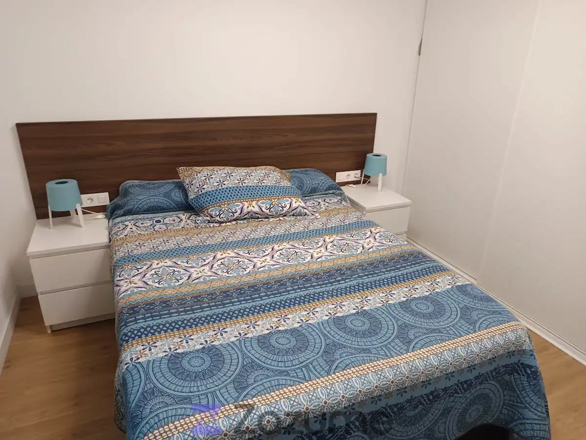 Dormitori de Pis de lloguer en Fuenlabrada amb Aire condicionat, Calefacció i Terrassa