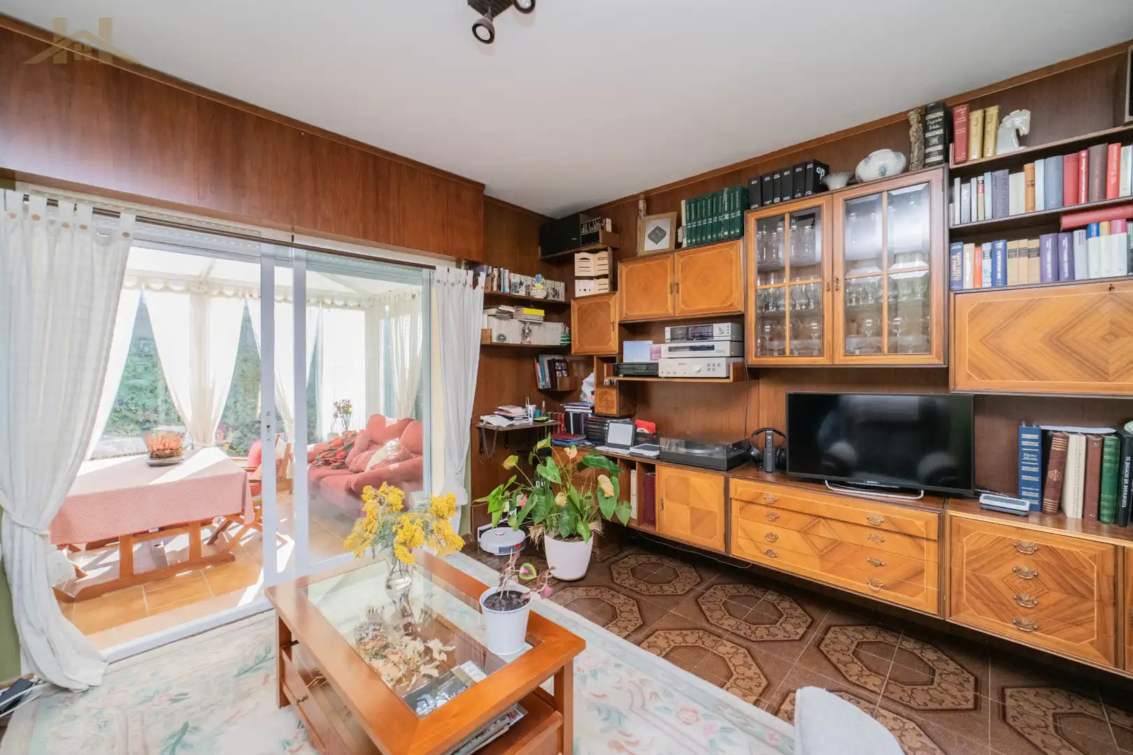 Sala d'estar de Casa o xalet en venda en Boadilla del Monte amb Aire condicionat, Calefacció i Jardí privat