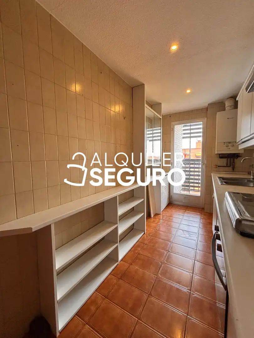 Bedroom of Flat for rent in Madrid  with Heating and Terrace