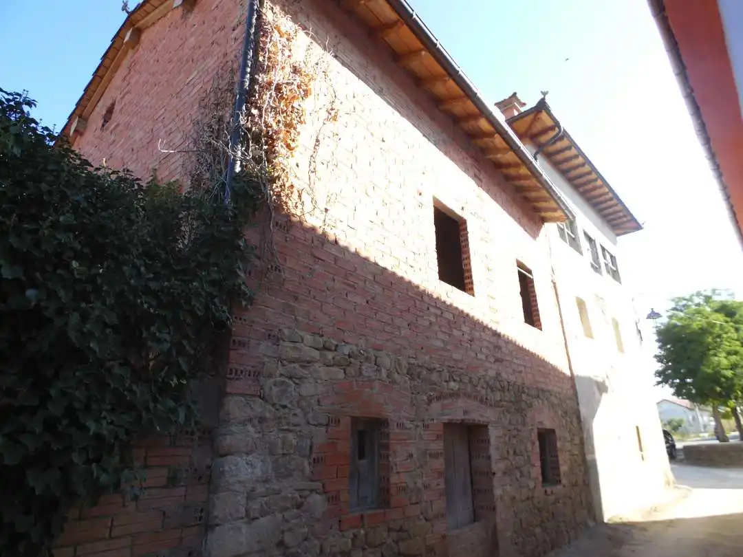 Casa en venta en Medina de Pomar