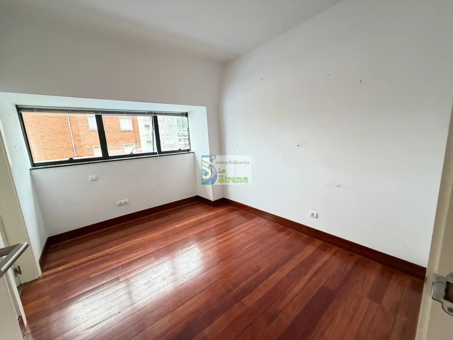 Piso en venta en Castro-Urdiales con Calefacción, Terraza y Piscina