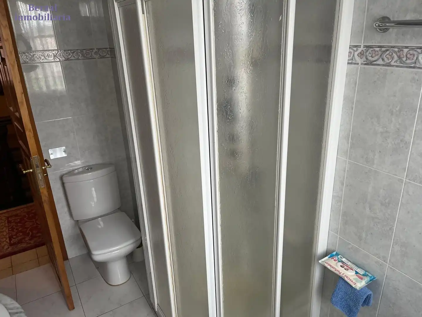 Bany de Casa o xalet en venda en Nalda amb Jardí privat, Terrassa i Traster