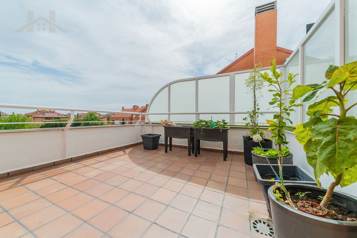 Terrace of Attic for sale in Boadilla del Monte  with Air Conditioner, Heating and Terrace