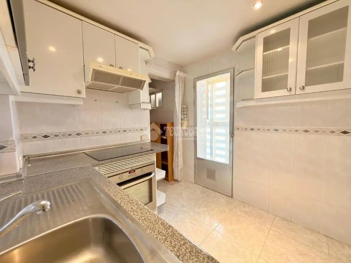 Cocina de Piso en venta en Madrid con Calefacción, Parquet y Terraza
