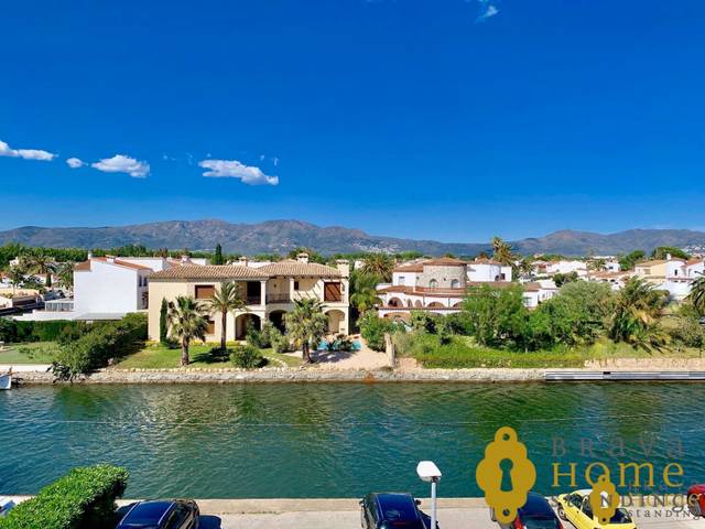 Piso en Venta en Carrer Port Alegre en Port Banyuls - Port Alegre - Port Empordà