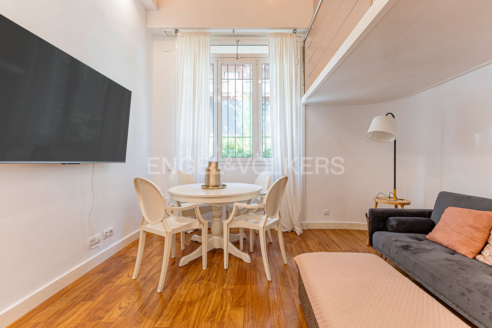 Sala d'estar de Apartament en venda en  Barcelona Capital amb Aire condicionat, Calefacció i Parquet