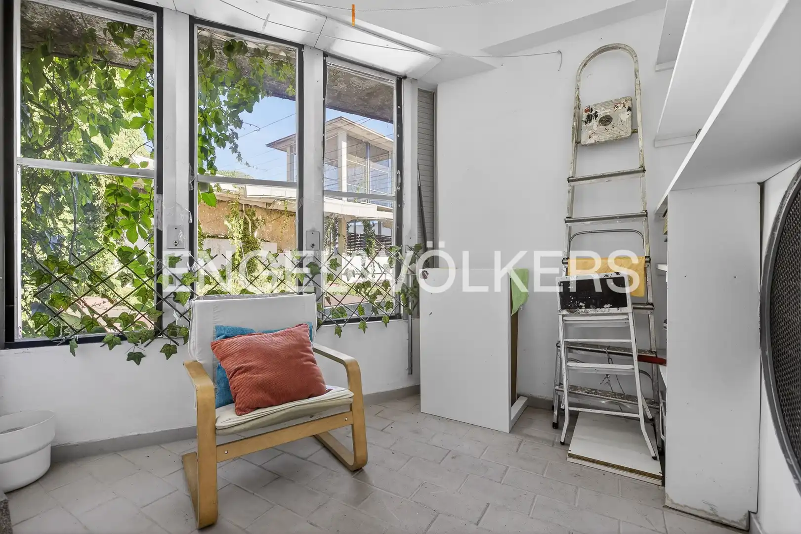 Balcony of Duplexes for sale in Sevilla  with Air Conditioner and Heating