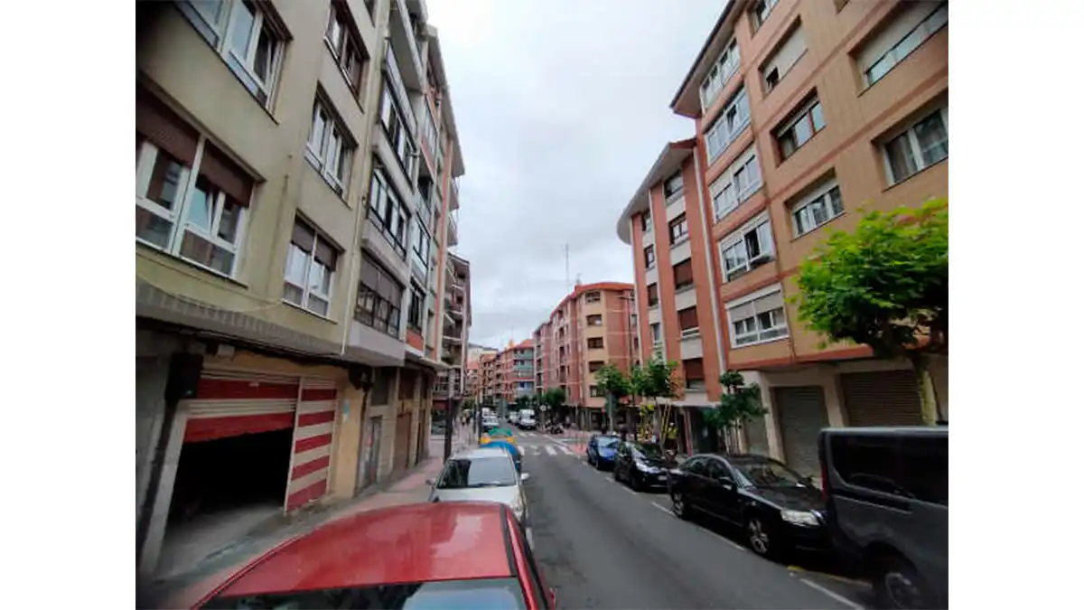 Vista exterior de Local en venda en Santurtzi 
