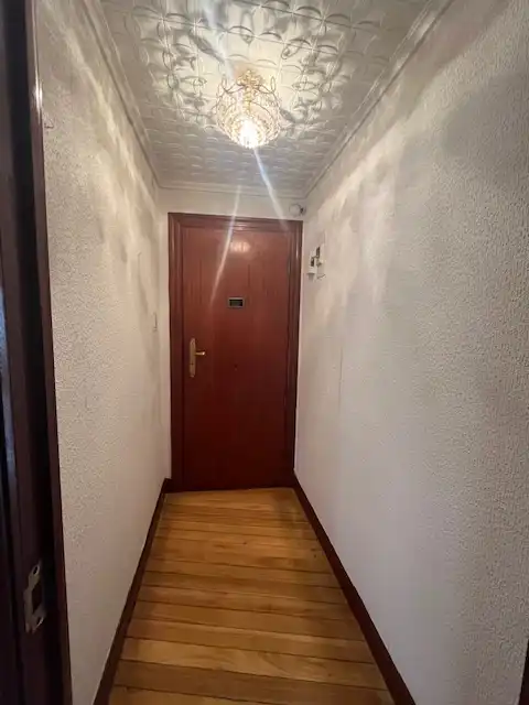 Piso en venta en Santurtzi  con Balcón