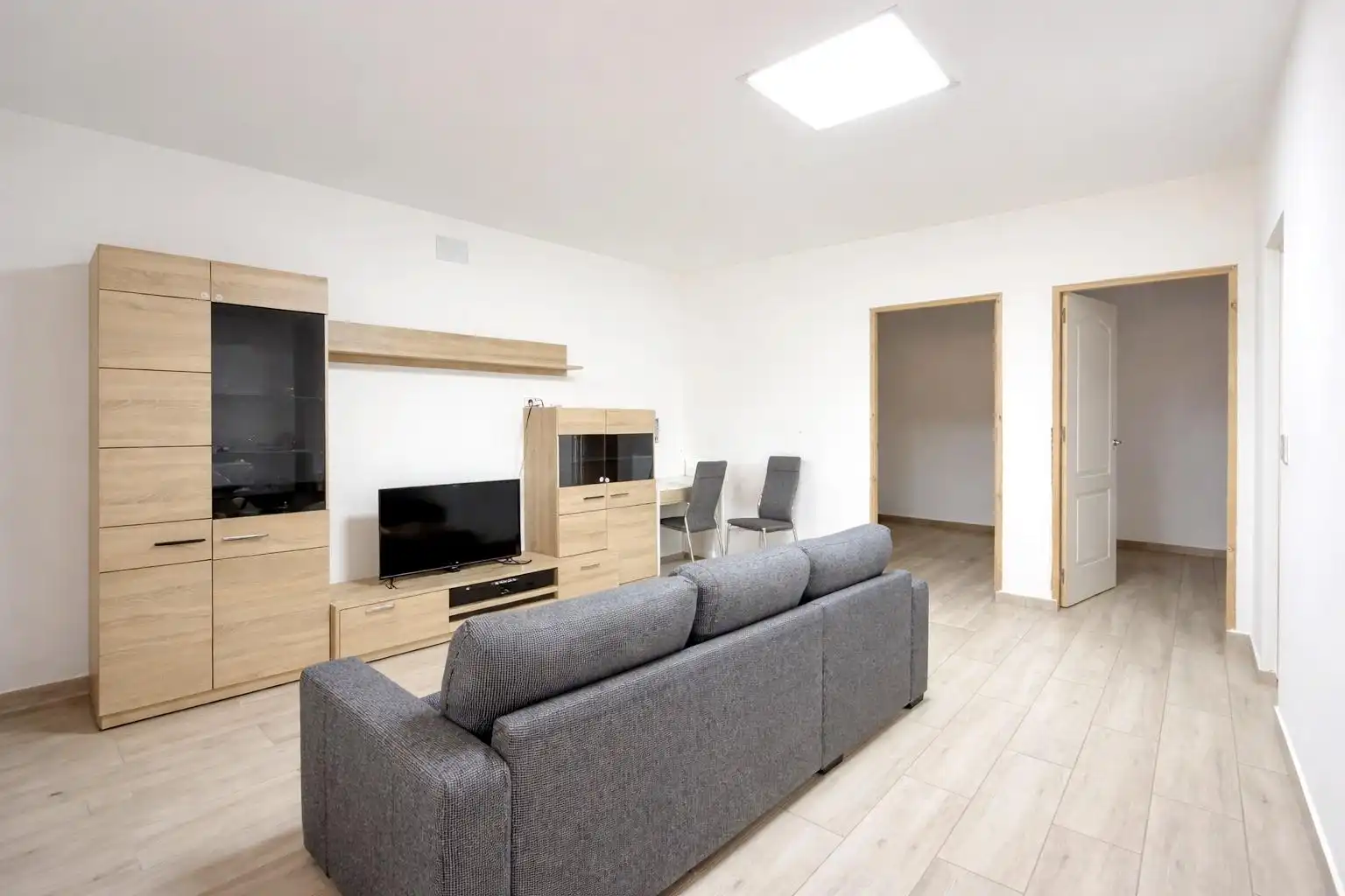 Wohnzimmer von Fabrikhallen zum Verkauf in Sagunto / Sagunt