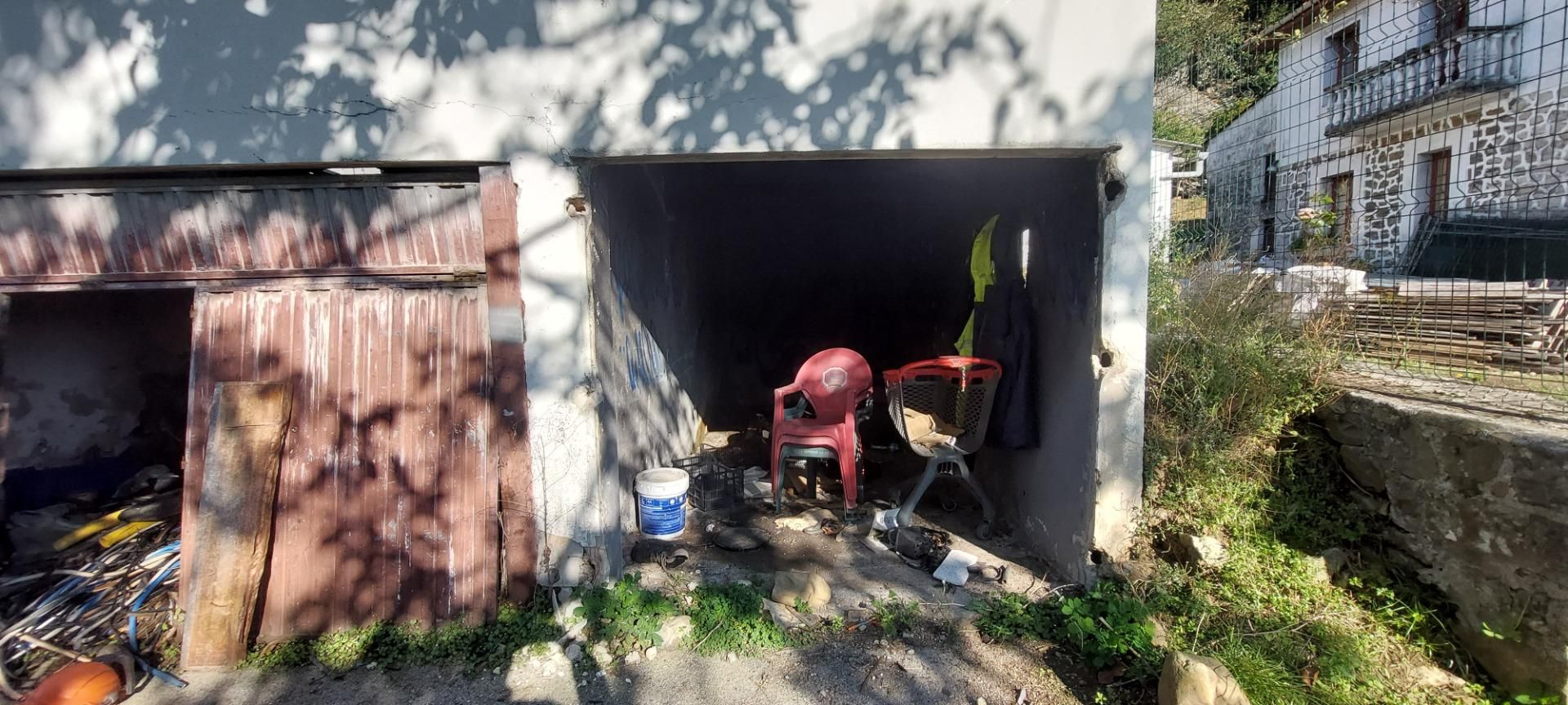 Aparcament de Casa o xalet en venda en Torrelavega 