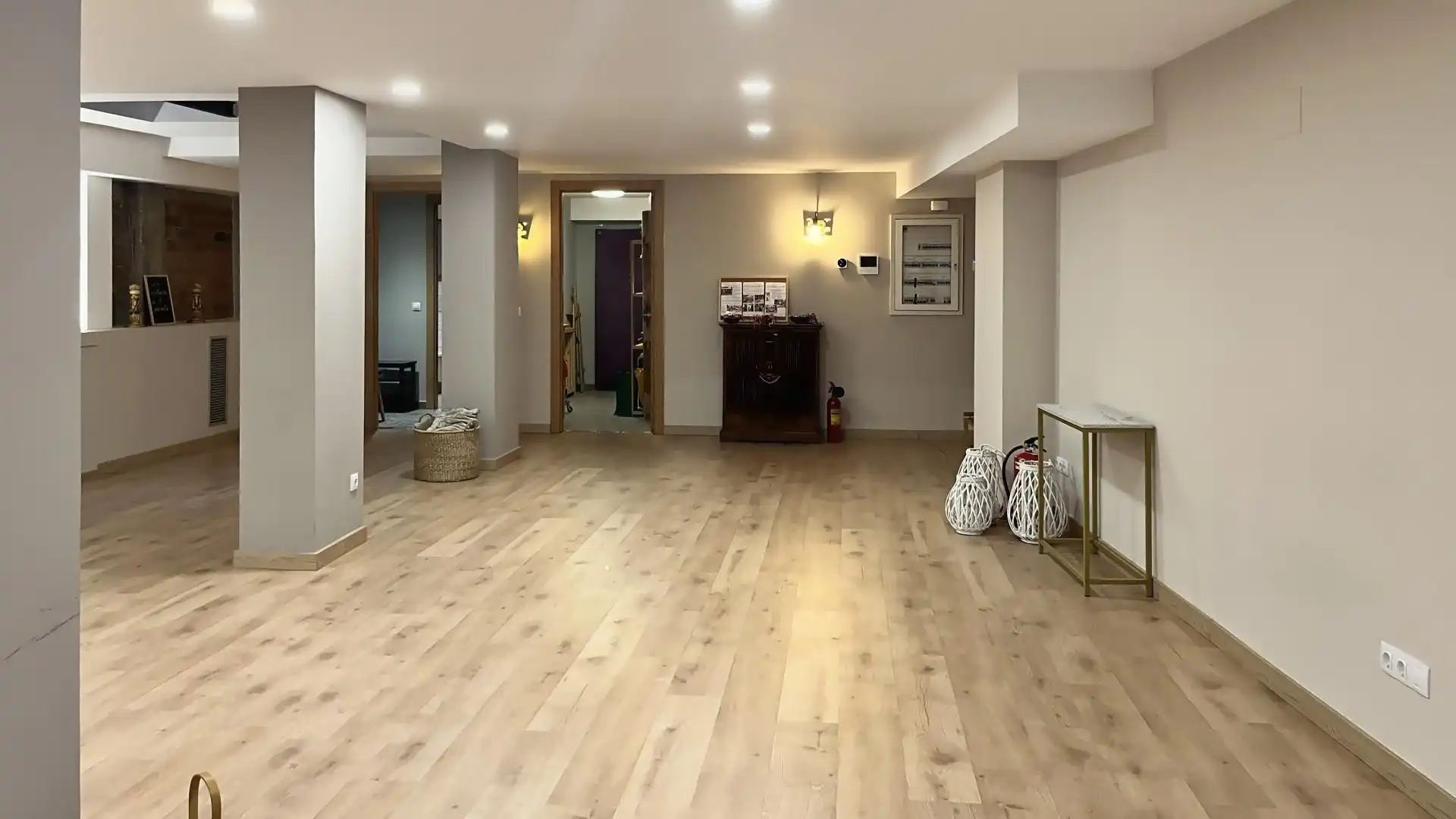 Commercial properties for sale in Centre