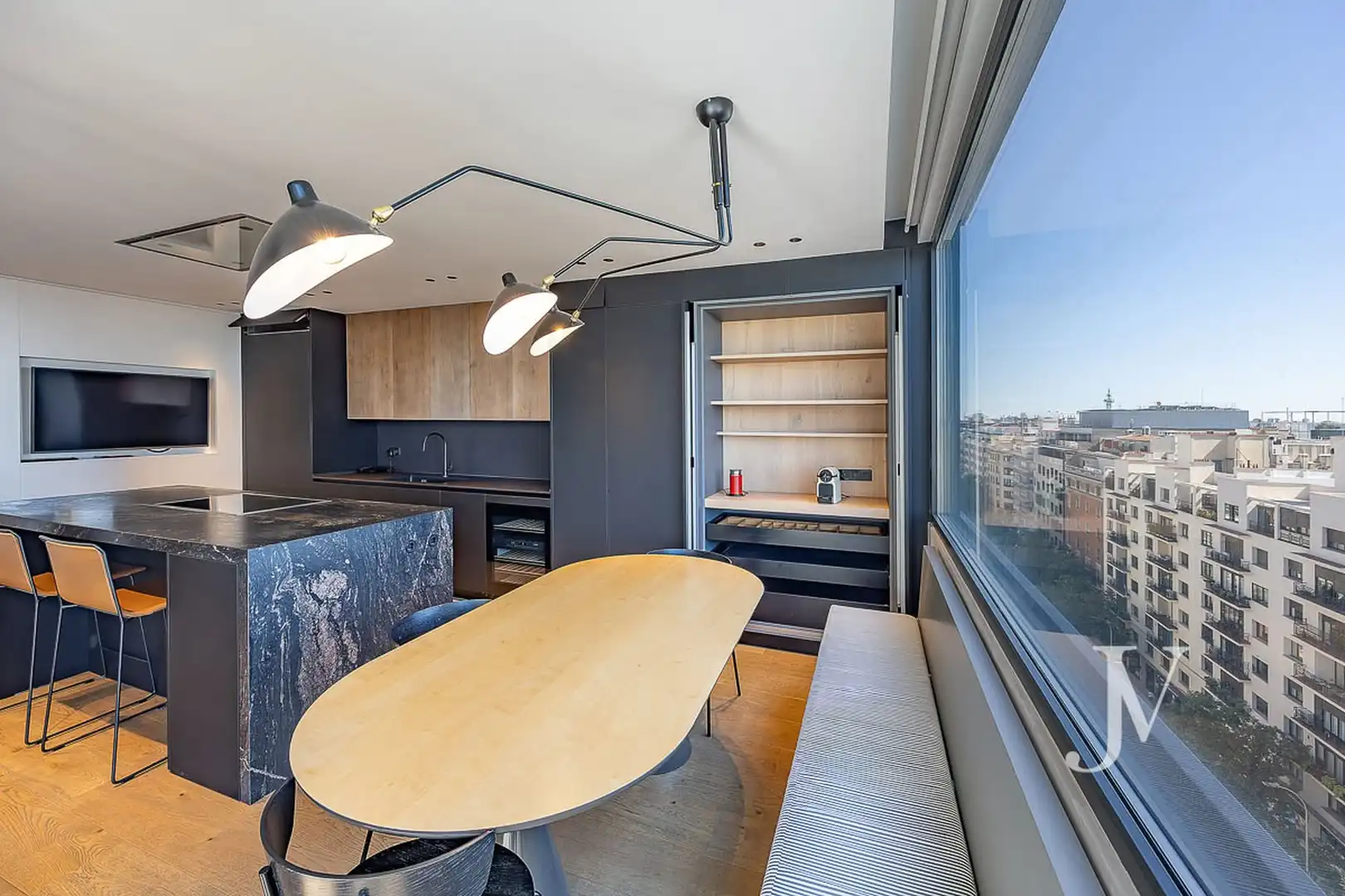 Cuina de Dúplex de lloguer en Madrid amb Aire condicionat, Calefacció i Jardí privat