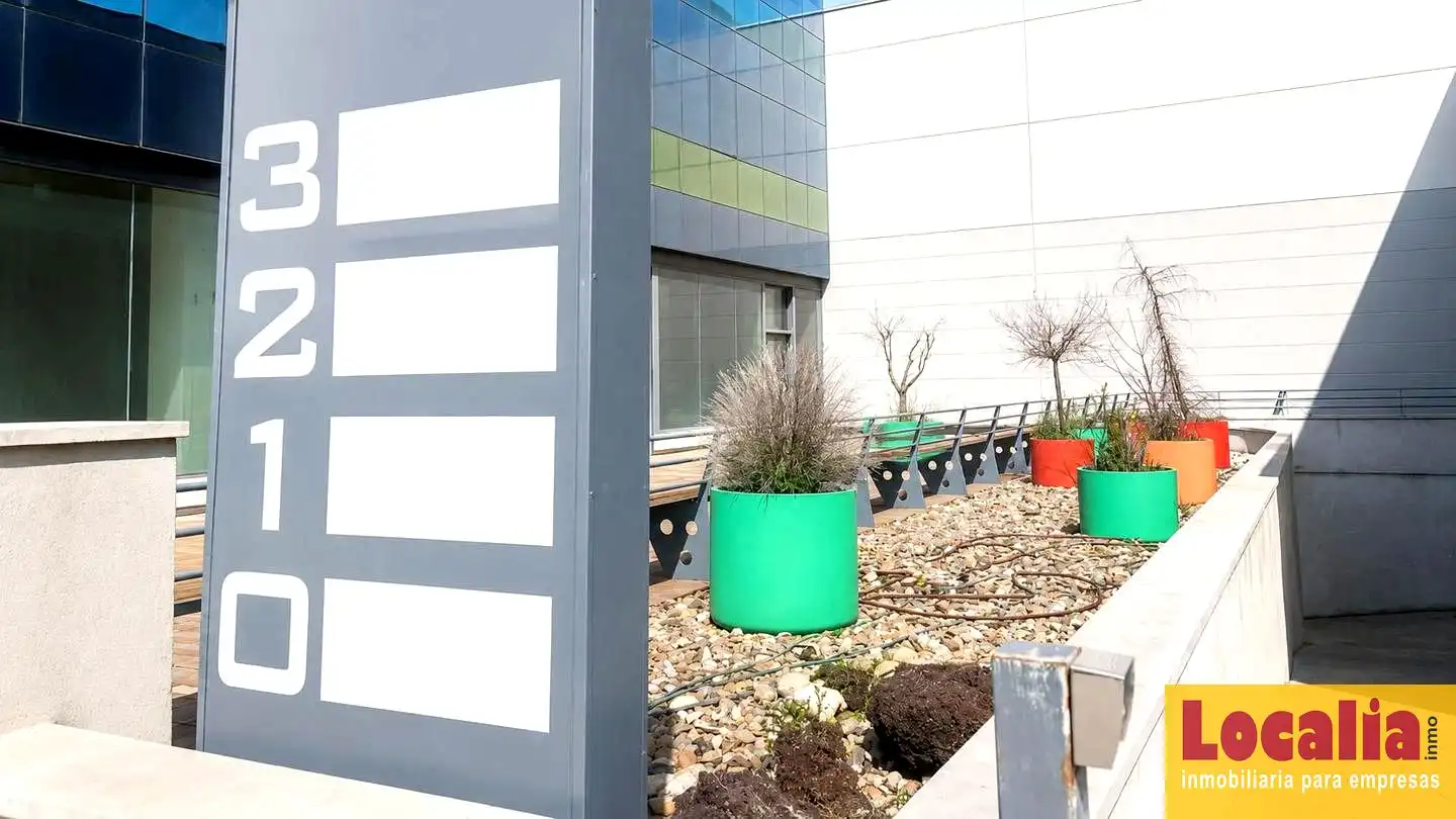 Vista exterior de Oficina en venda en Zaragoza