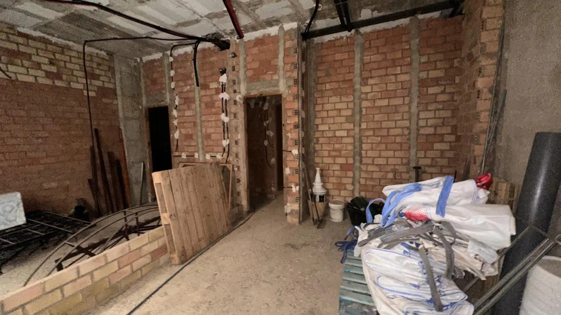 Edifici en venda a Bollullos Par del Condado