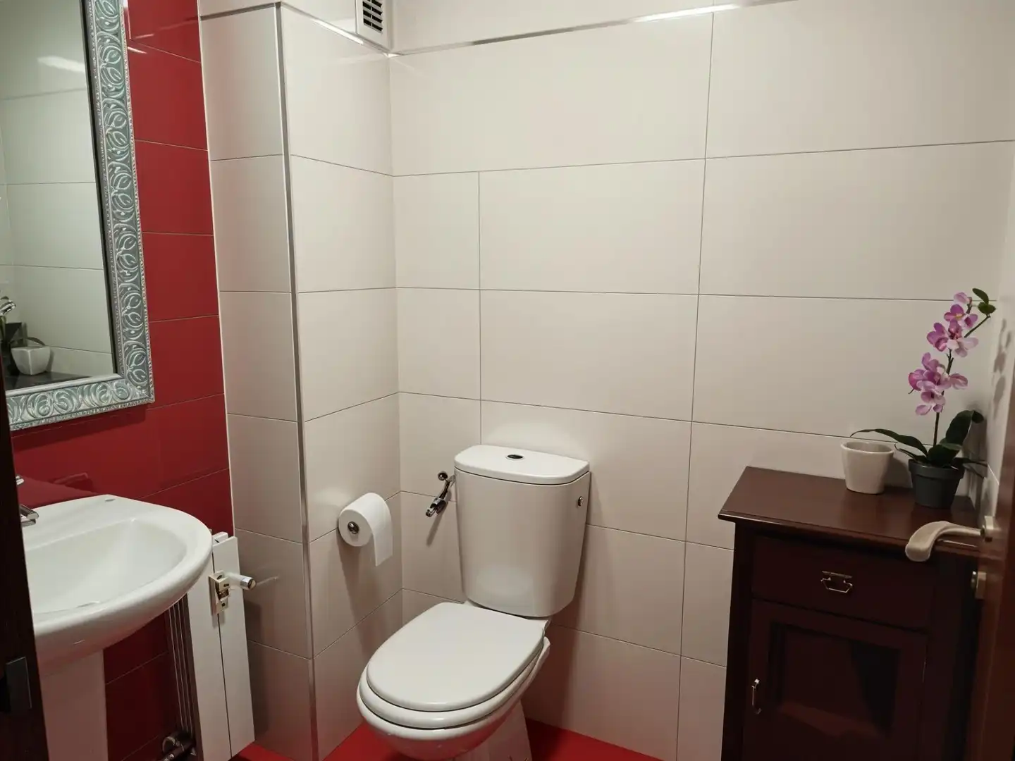 Bathroom of Flat for sale in Albacete