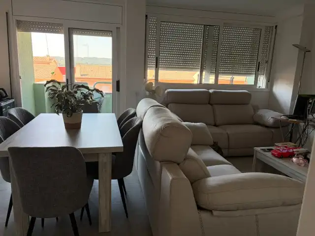 Sala de estar de Piso en venta en Esparreguera con Aire acondicionado, Calefacción y Parquet