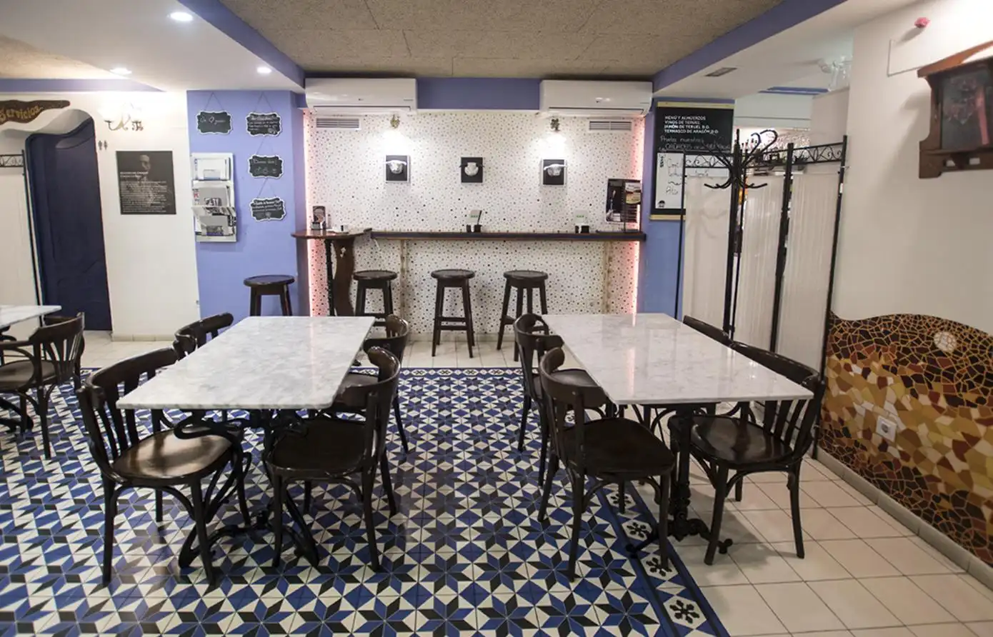 Local comercial de lloguer a Plaza Carlos Castel 8, imagen 9