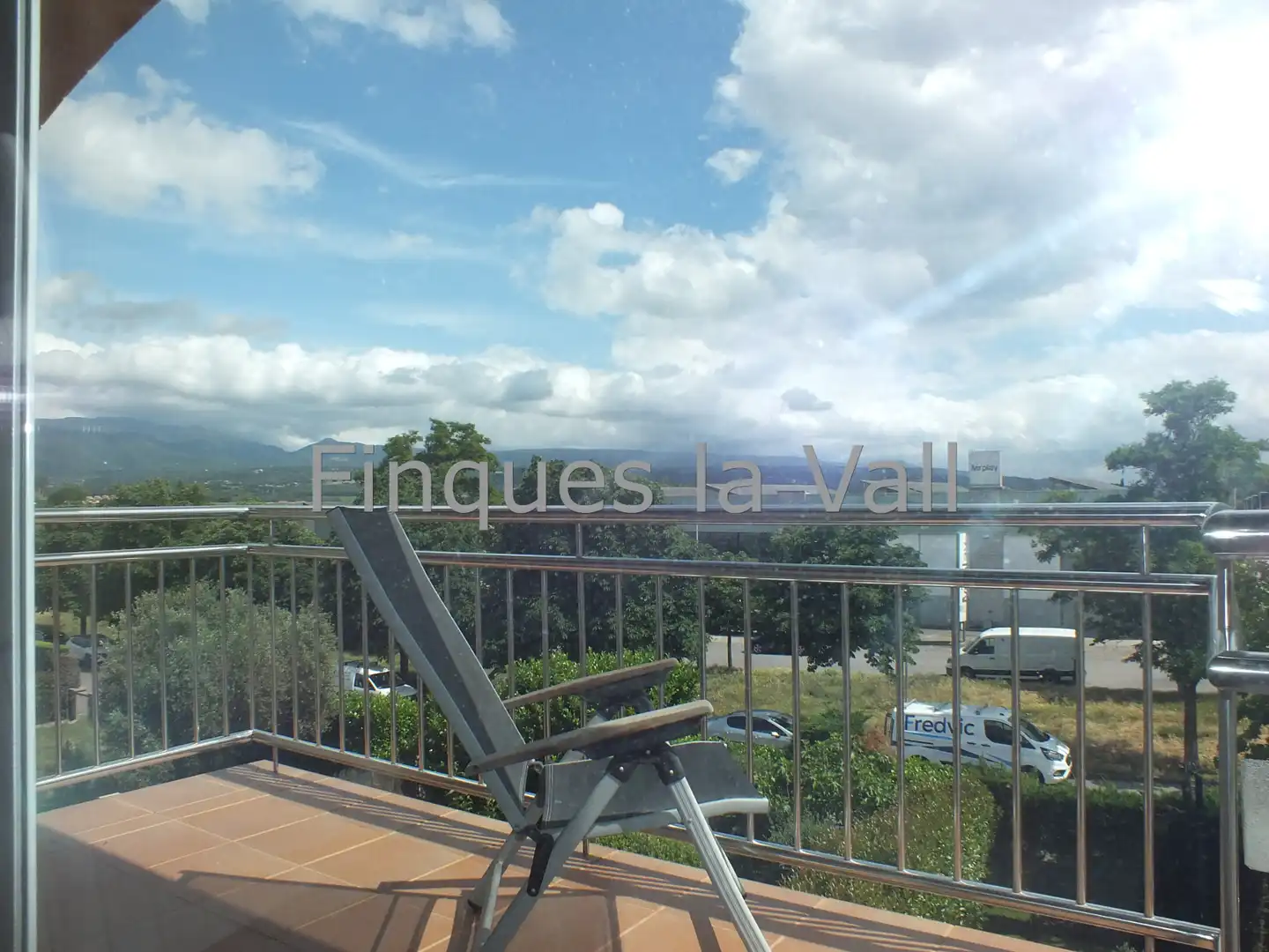 Terrasse von Haus oder Chalet zum Verkauf in Tona mit Heizung, Privatgarten und Ofen
