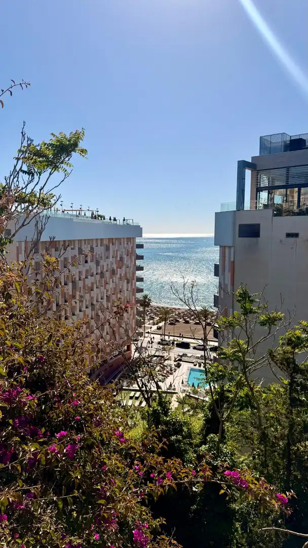 Außenansicht von Wohnung zum Verkauf in Torremolinos mit Klimaanlage, Heizung und Privatgarten