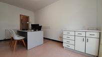 Premises to rent in Olot  with Air Conditioner