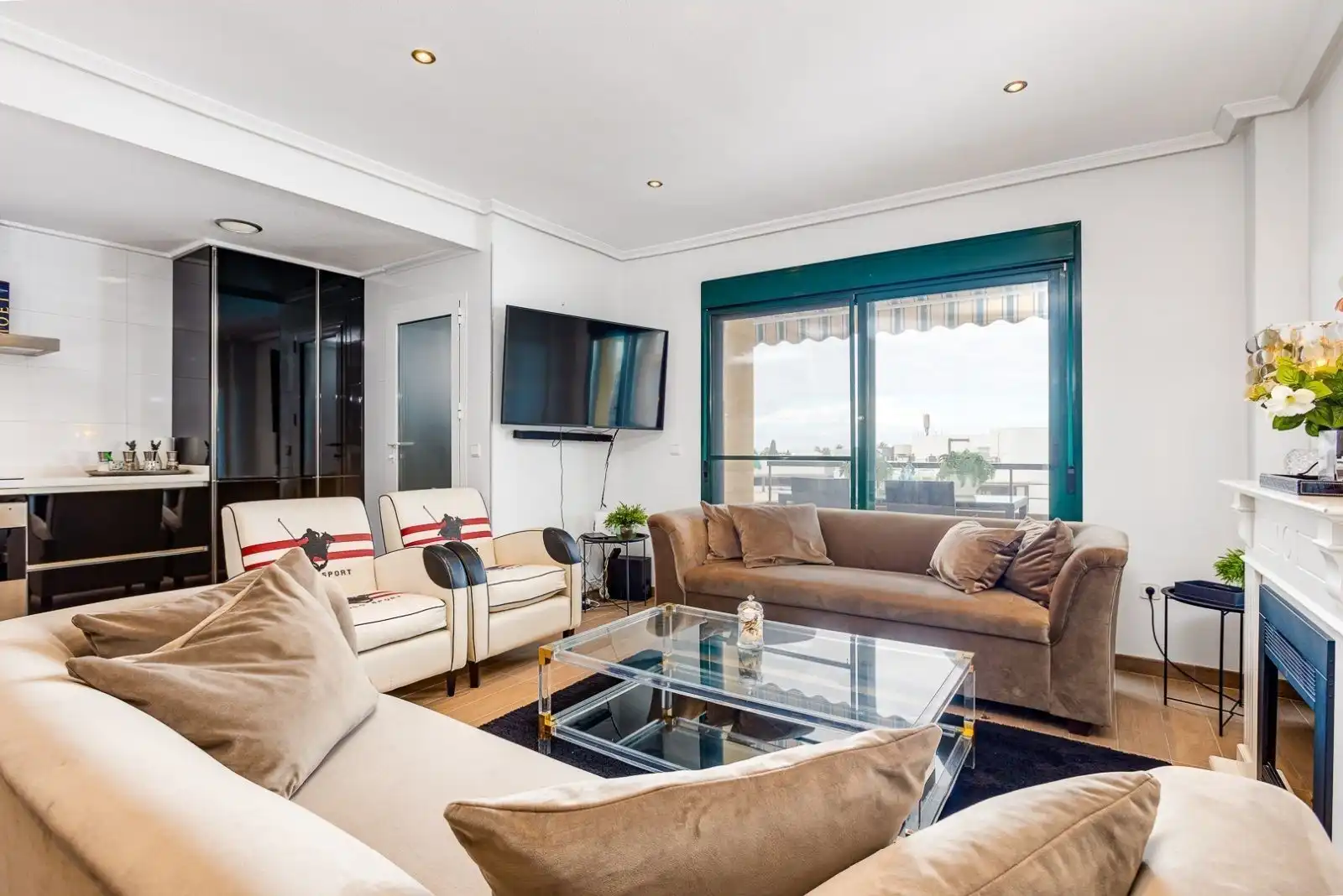 Sala de estar de Ático en venta en Orihuela con Aire acondicionado, Terraza y Piscina