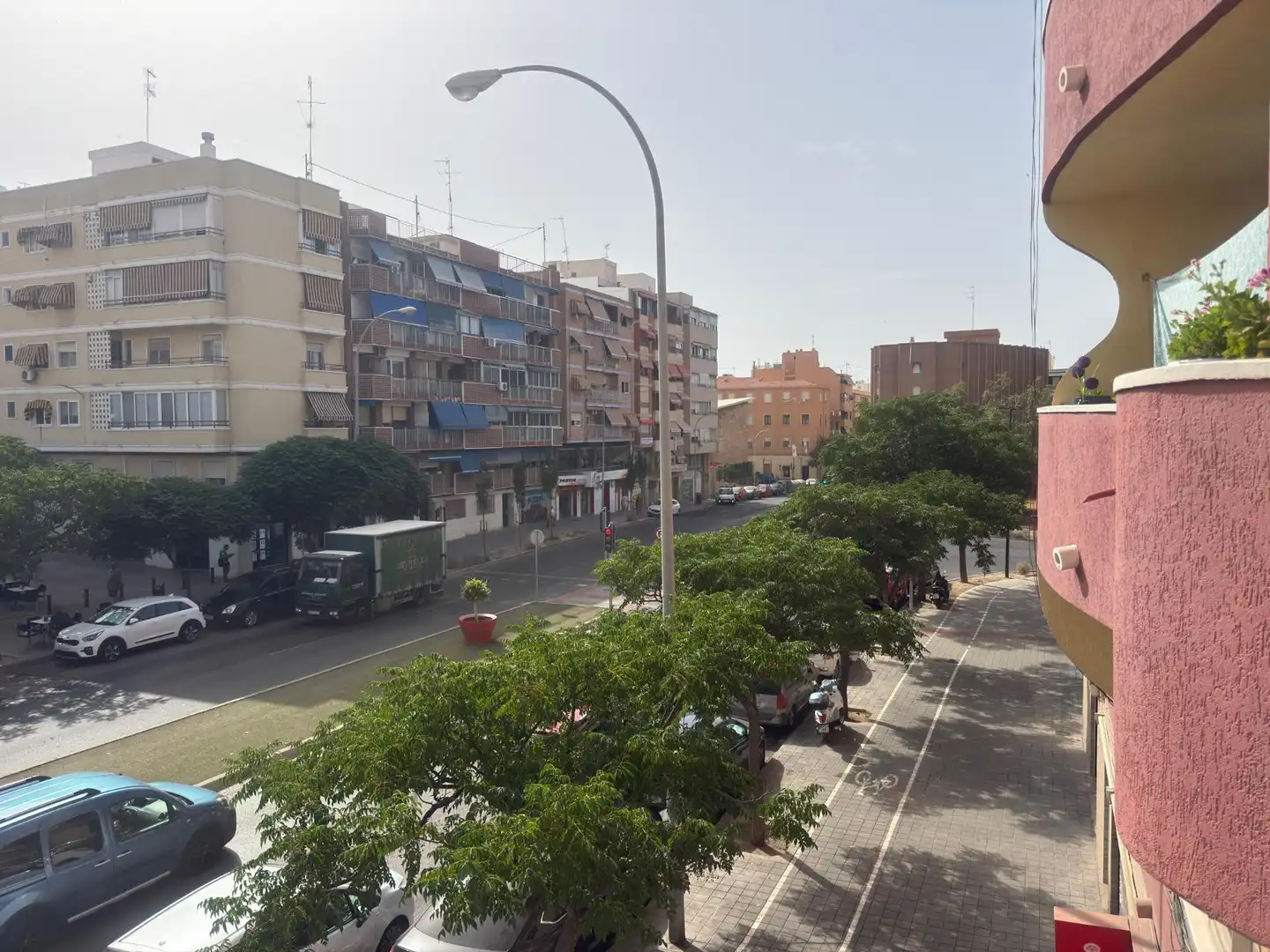 Vista exterior de Pis en venda en Alicante / Alacant