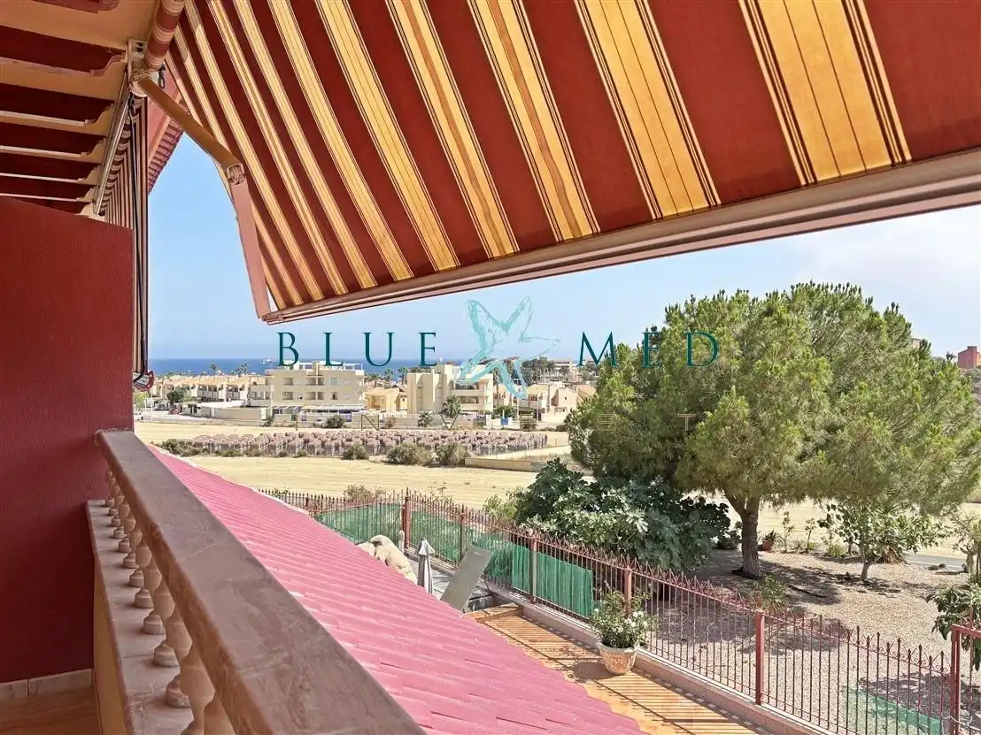 Vista exterior de Dúplex en venda en Mazarrón amb Aire condicionat, Calefacció i Jardí privat