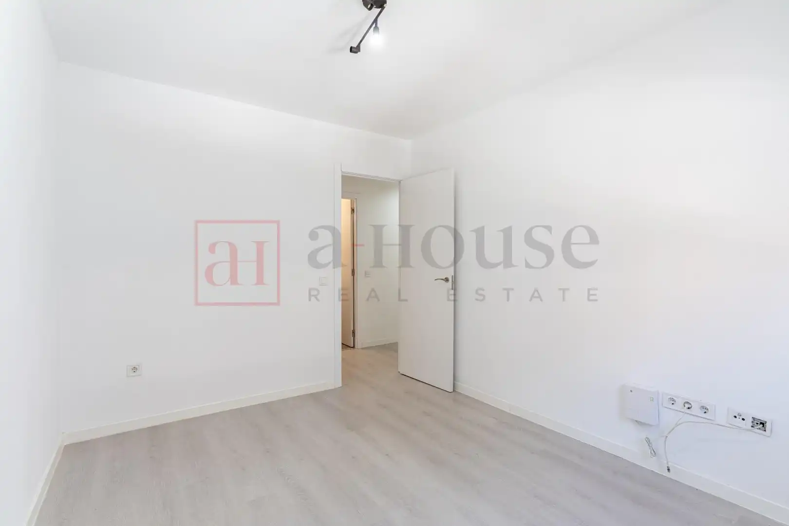 Habitación de Piso en venta en Madrid con Calefacción y Parquet