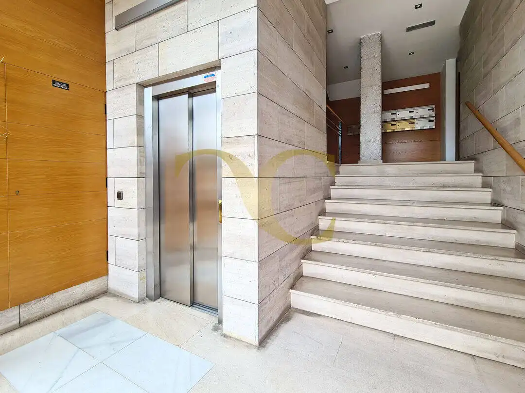Dúplex en venta en Gijón  con Aire acondicionado, Calefacción y Trastero