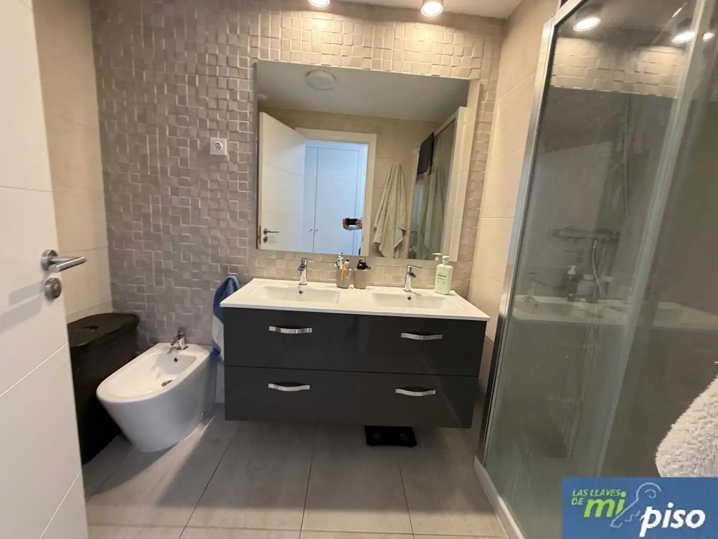 Badezimmer von Wohnung zum Verkauf in Valladolid mit Heizung, Privatgarten und Parkett