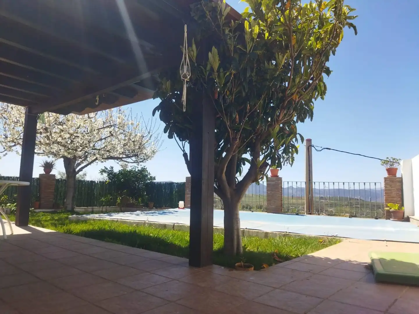 Piscina de Casa o xalet en venda en Nigüelas amb Jardí privat i Piscina comunitària