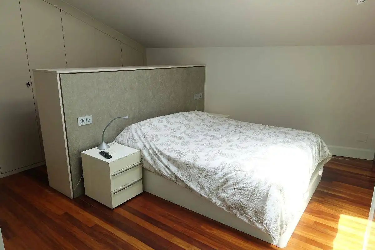 Schlafzimmer von Maisonette zum Verkauf in Bilbao  mit Heizung und Balkon