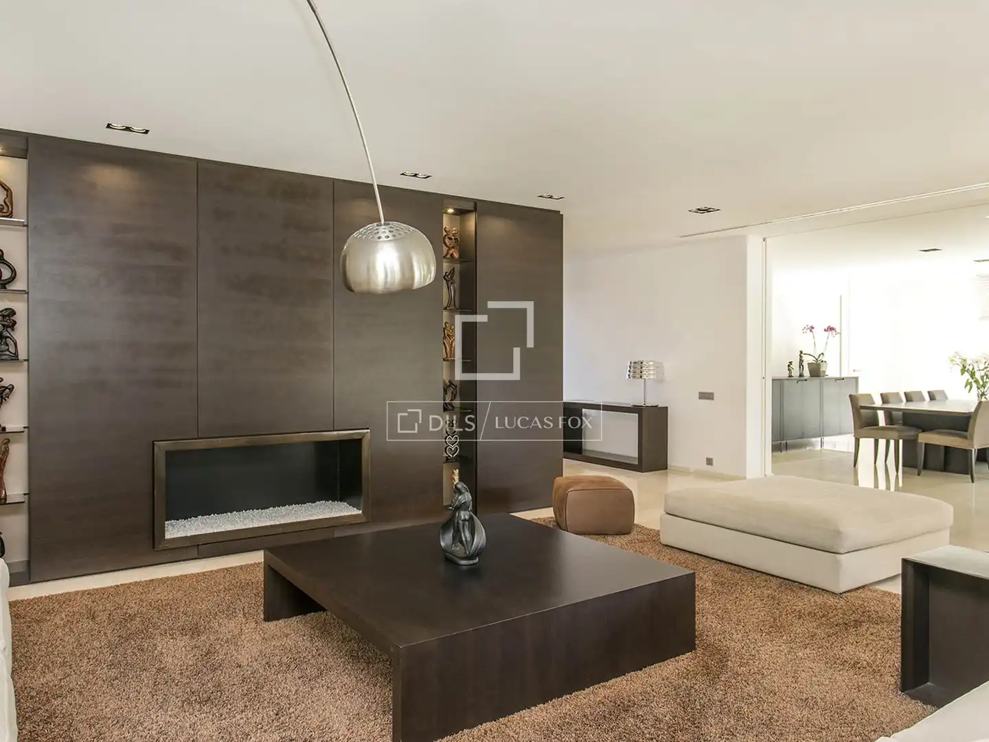 Sala d'estar de Casa o xalet en venda en Barcelona amb Aire condicionat, Calefacció i Jardí privat