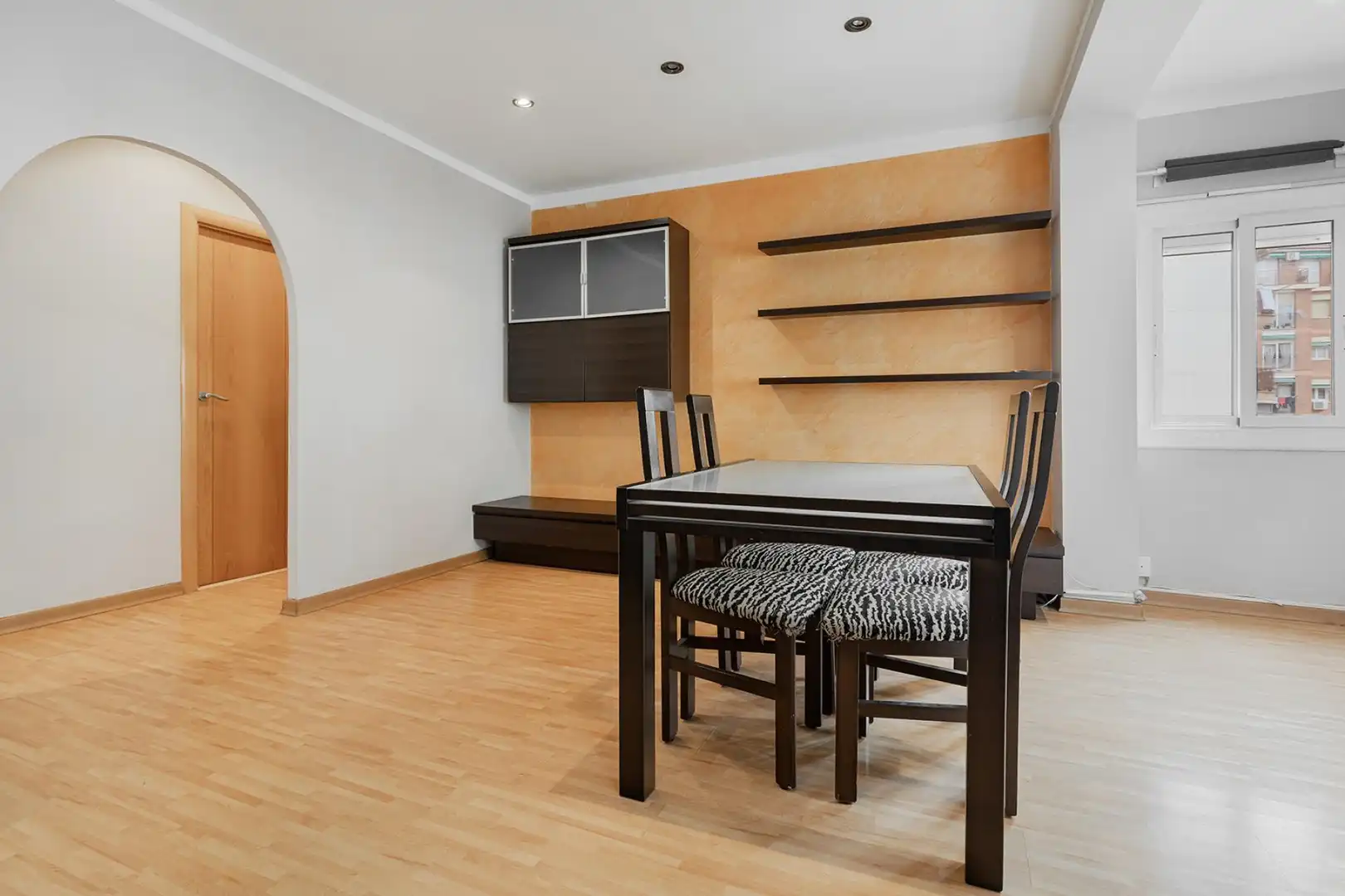 Dining room of Flat for sale in  Barcelona Capital  with Heating