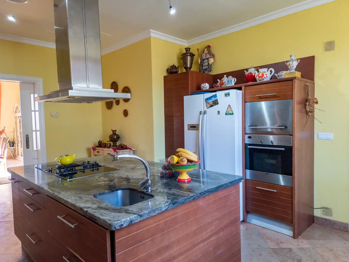 Kitchen of Houses for sale in Estepona  with Air Conditioner, Private garden and Terrace