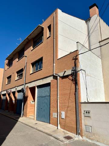 Casa adosada en Venta en Calle Puerta del Sol en Corella