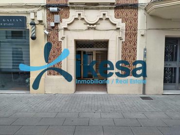 Local comercial en venda a Casco Antiguo