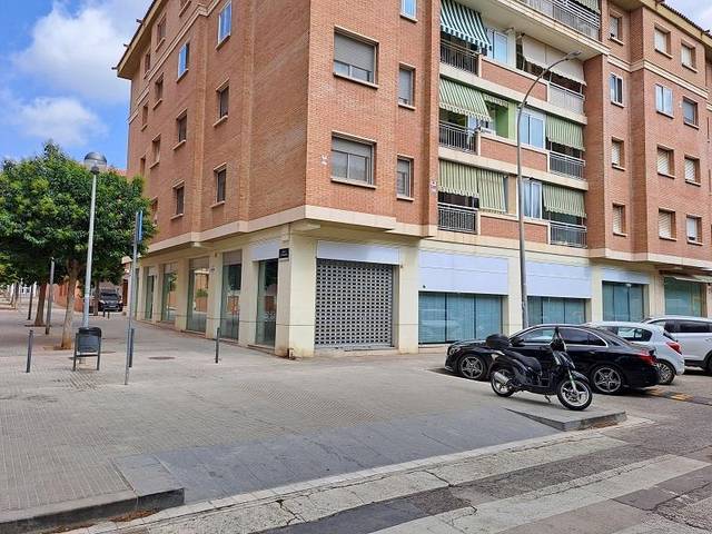 Local comercial en Venta en Torre-roja-Campreciós